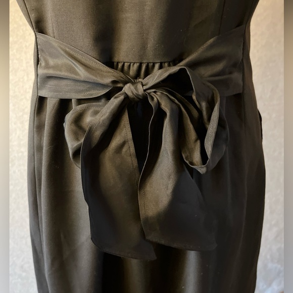 Ted Baker Elegant Ruffle Sleeve Silk
Fitted Dress Sz US 8 - Picture 6 of 13